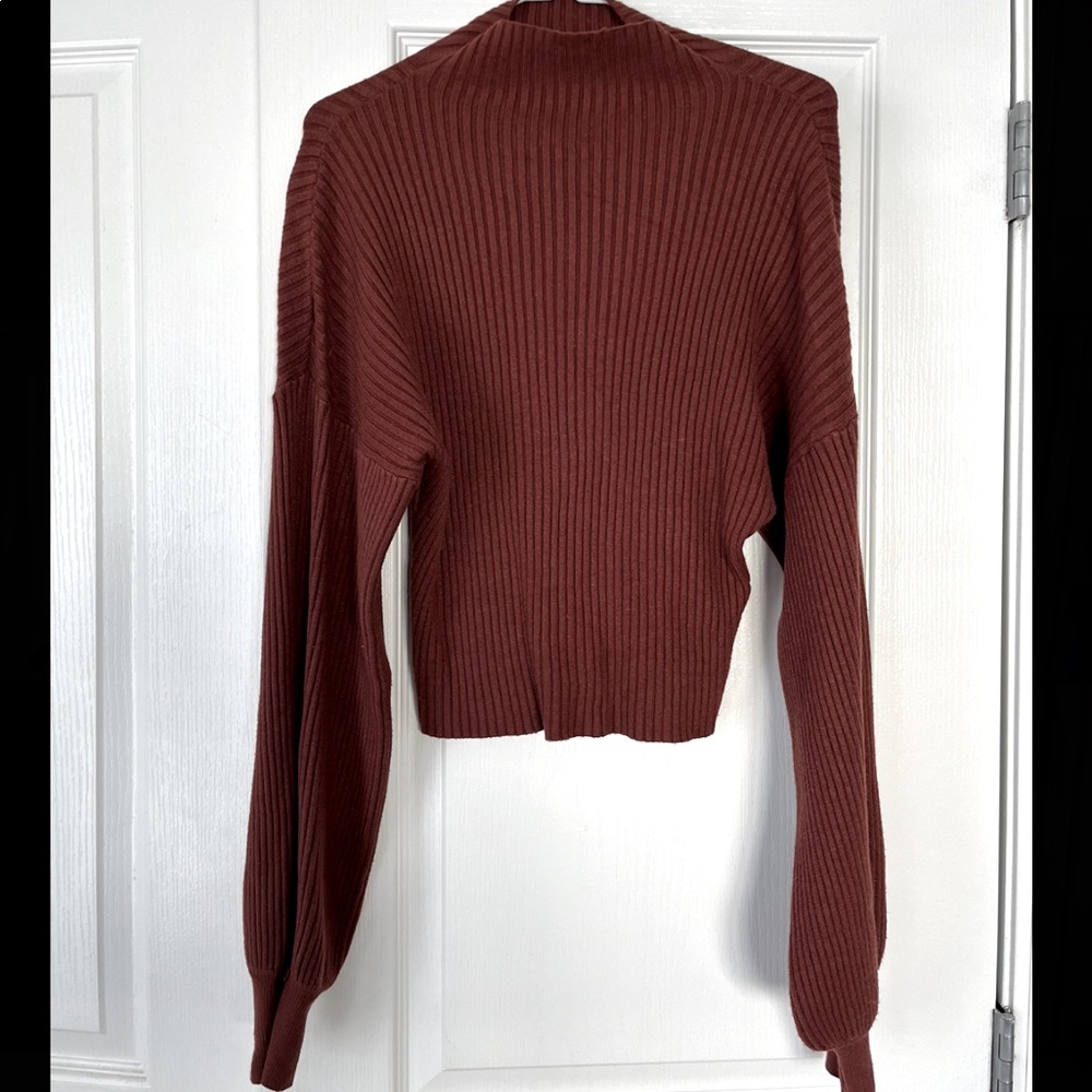 Vestique Sweater